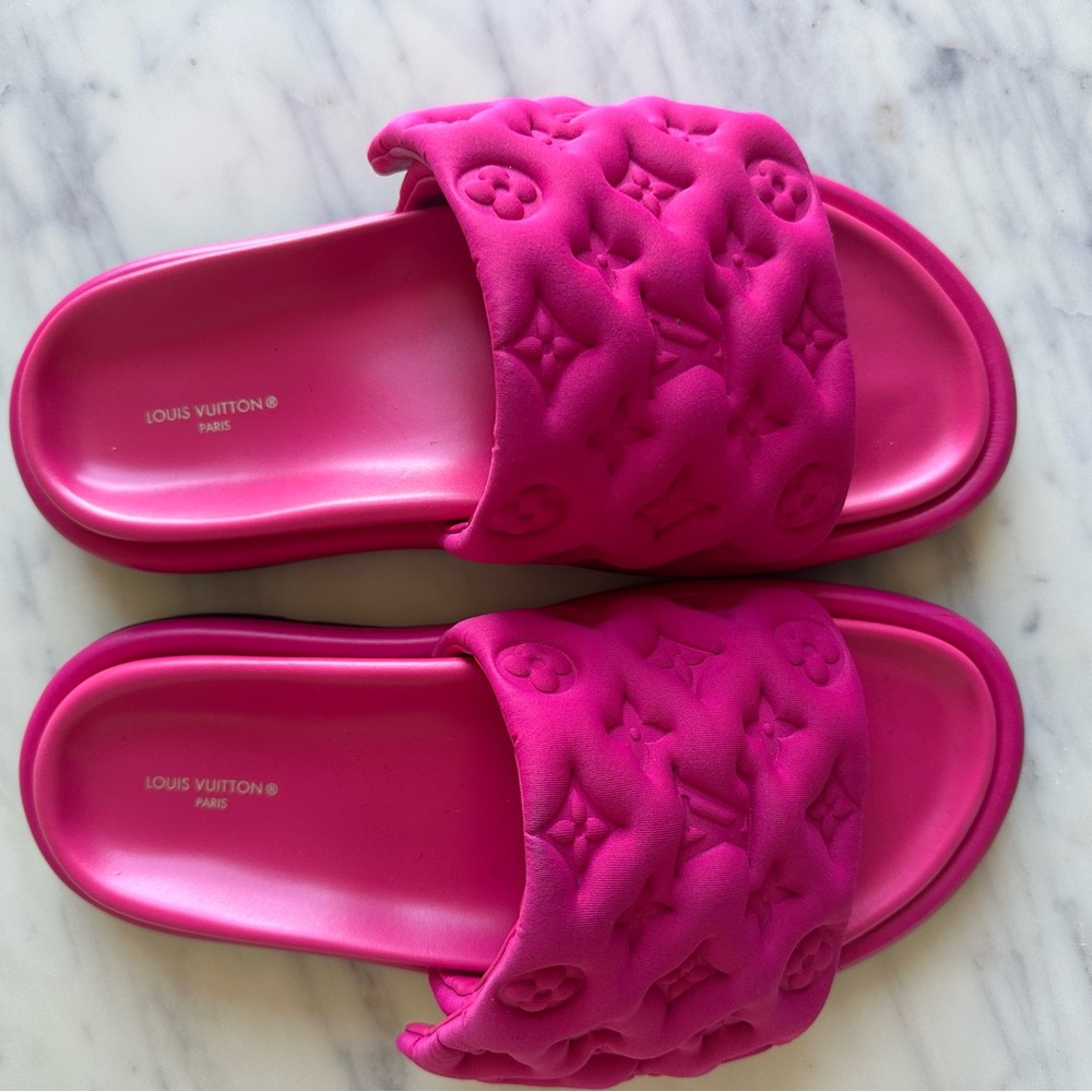 Louis Vuitton Pool Pillow Flat Comfort Mule